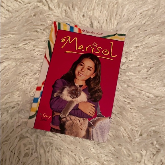 Six American girl doll books, mint condition! :) - Picture 5 of 8